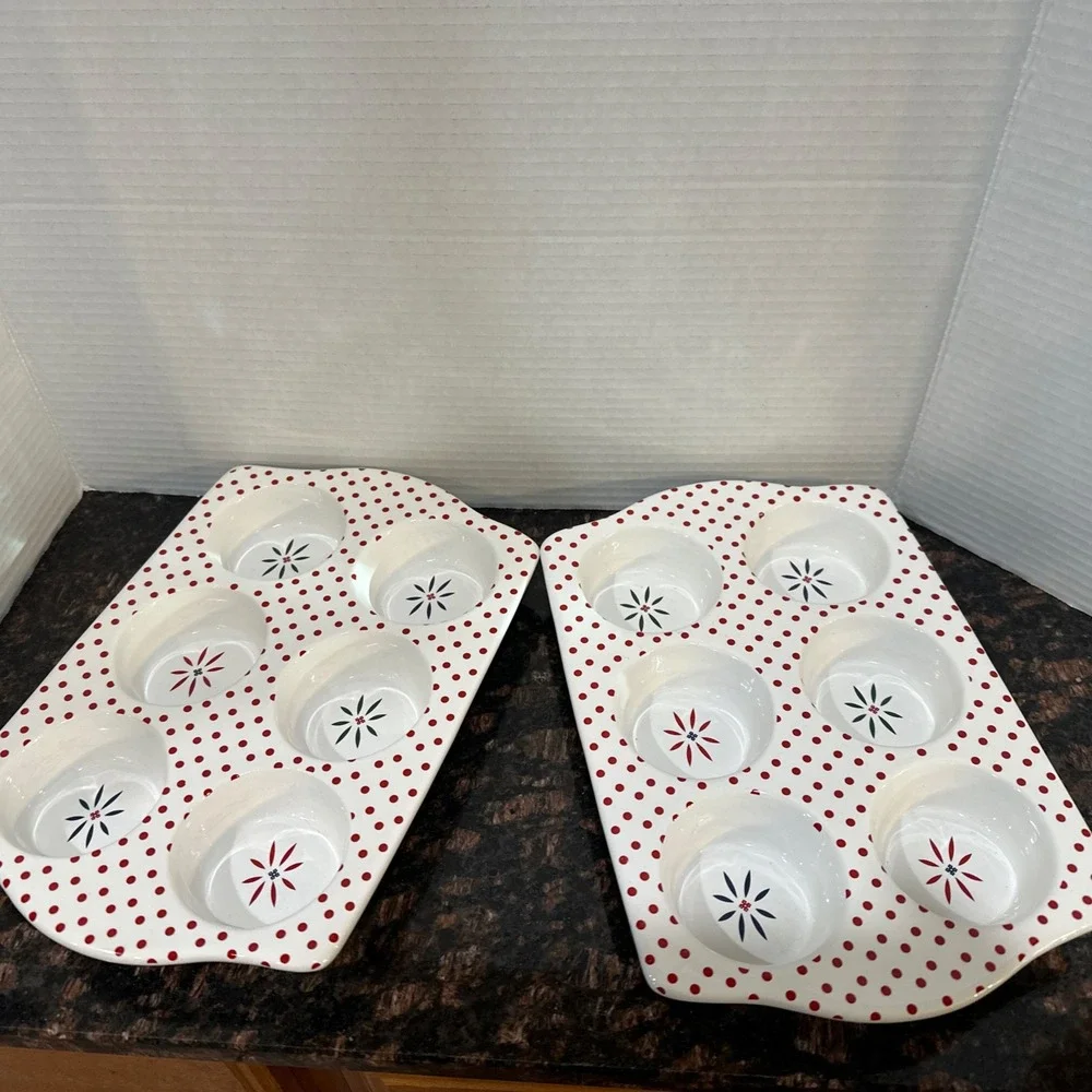 Pair Ceramic 6-Cup Muffin Pans Red Polka Dot Starburst Bakeware set of 2